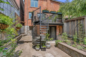 51-backyard4