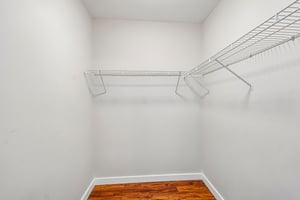 Melrose Ave 5-S0207-020.jpg