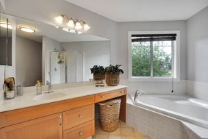  Photo 66