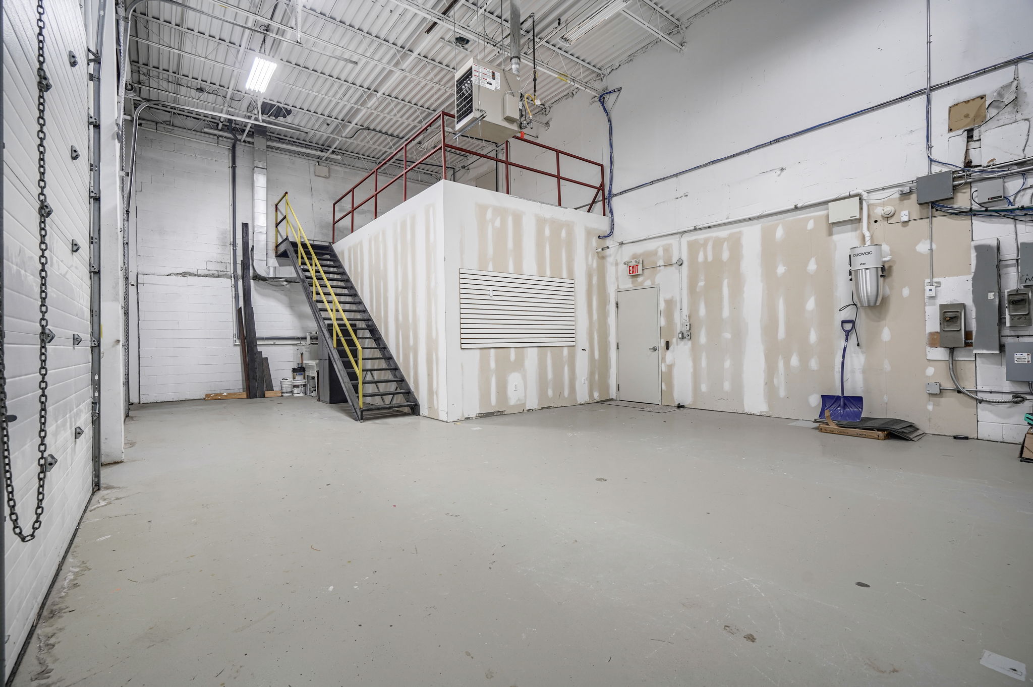 161 Pennsylvania Ave 1, Vaughan, ON L4K 1C3