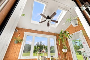  Photo 36