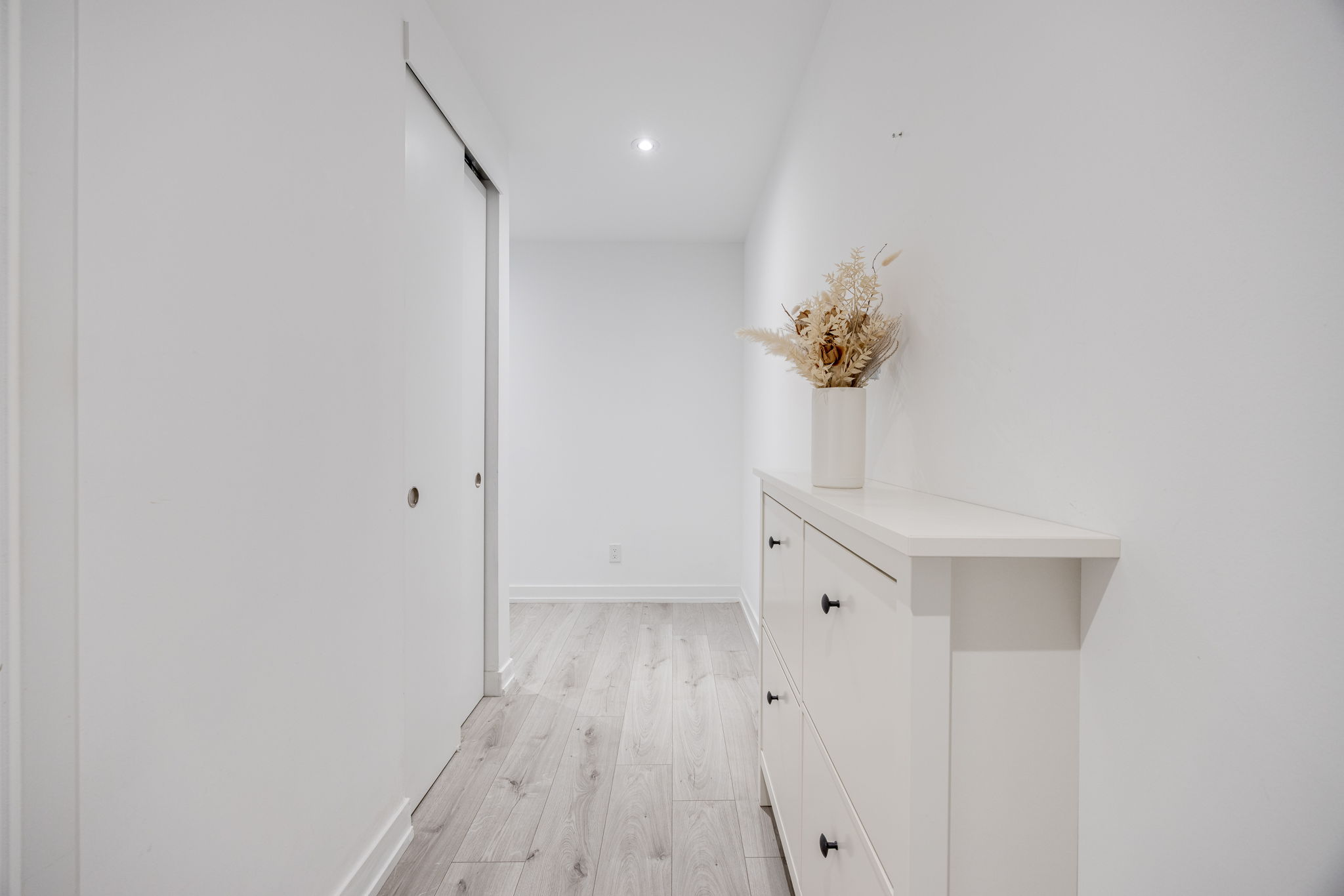 Toronto property showcase — delivered property photograph 4