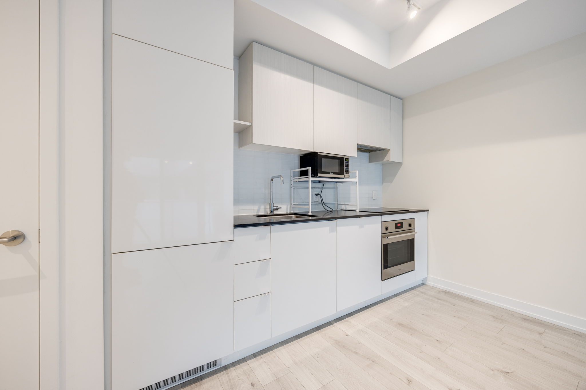 Toronto property showcase — delivered property photograph 11