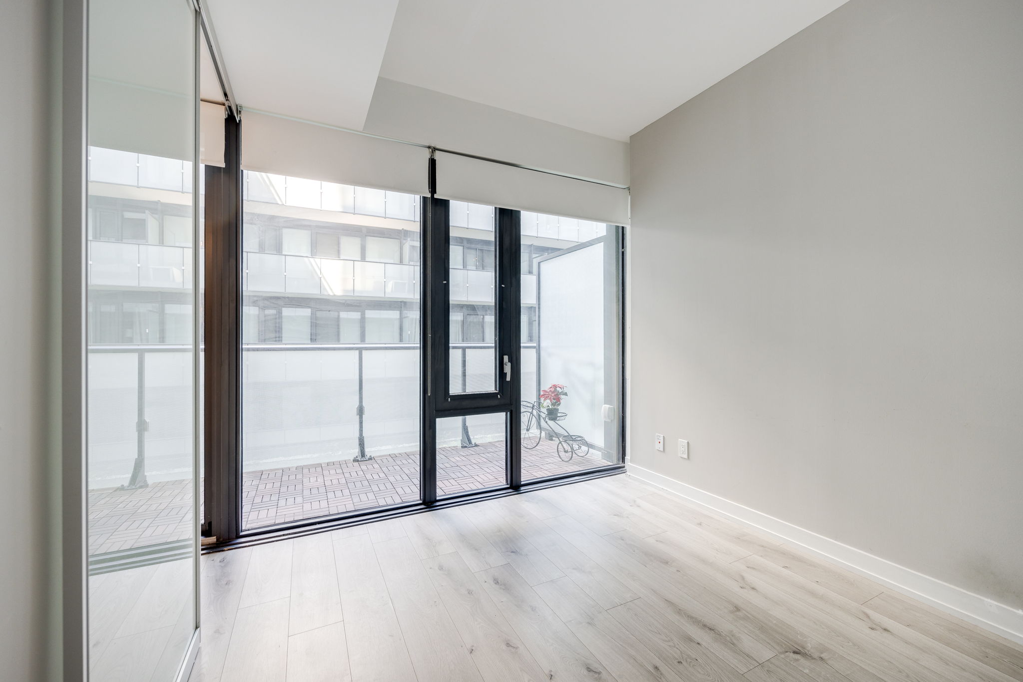Toronto property showcase — delivered property photograph 15