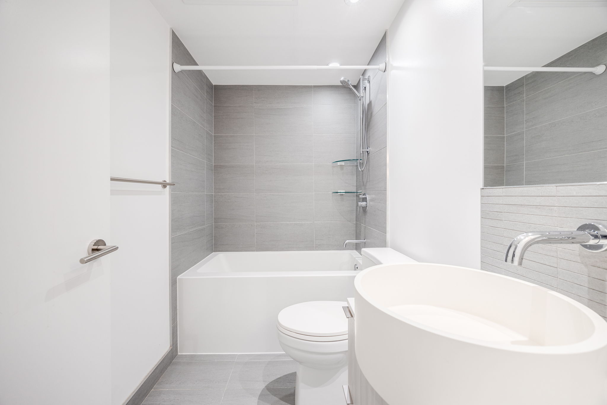 Toronto property showcase — delivered property photograph 18