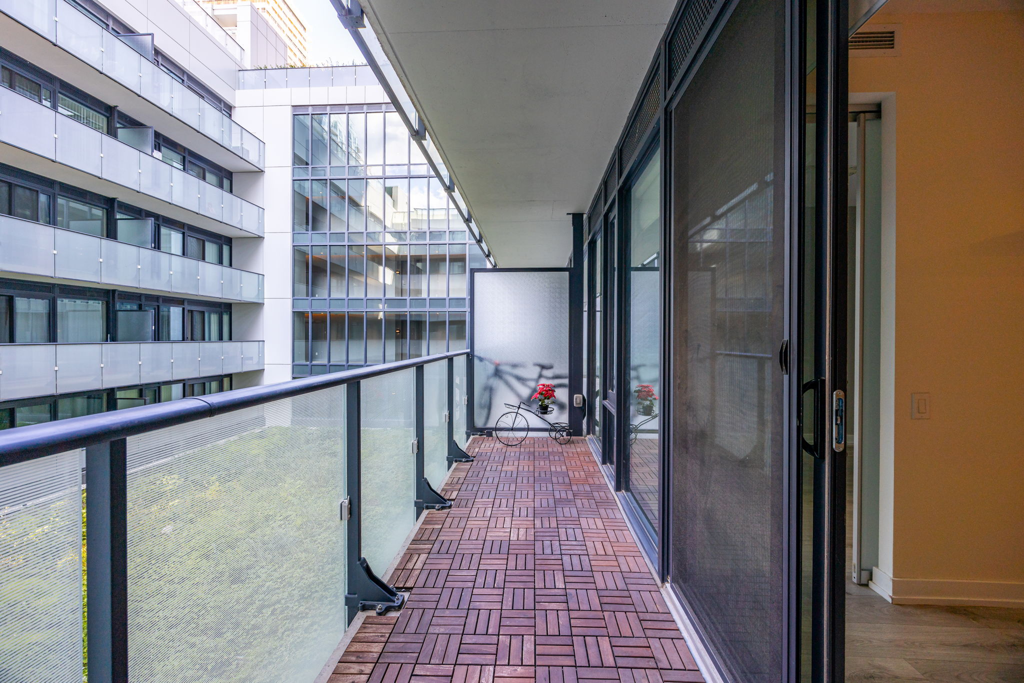 Toronto property showcase — delivered property photograph 21