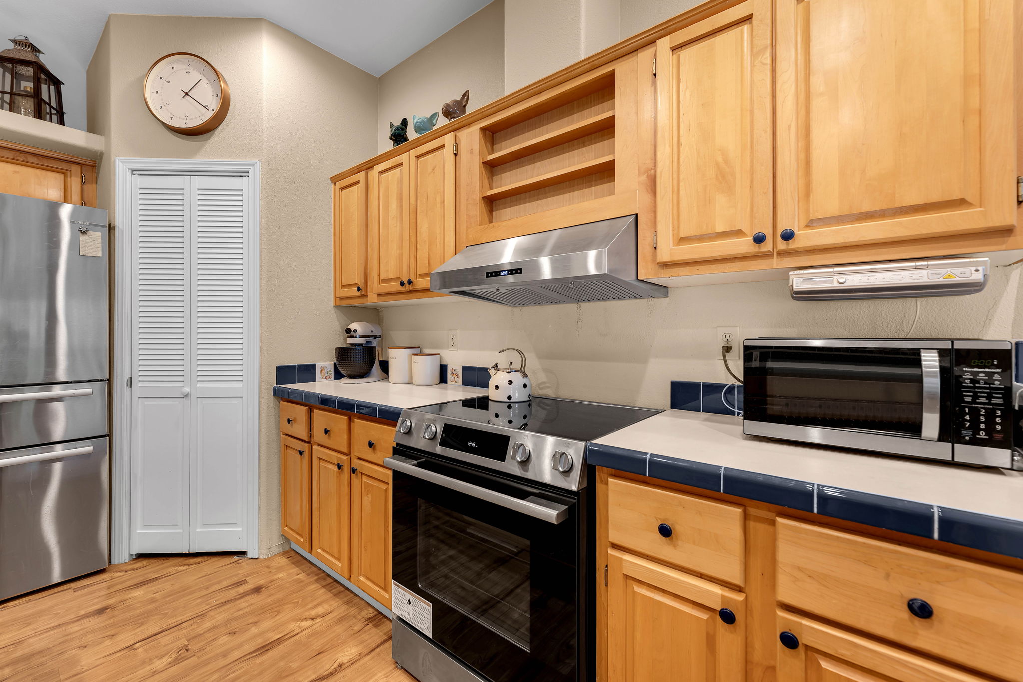  Photo 21