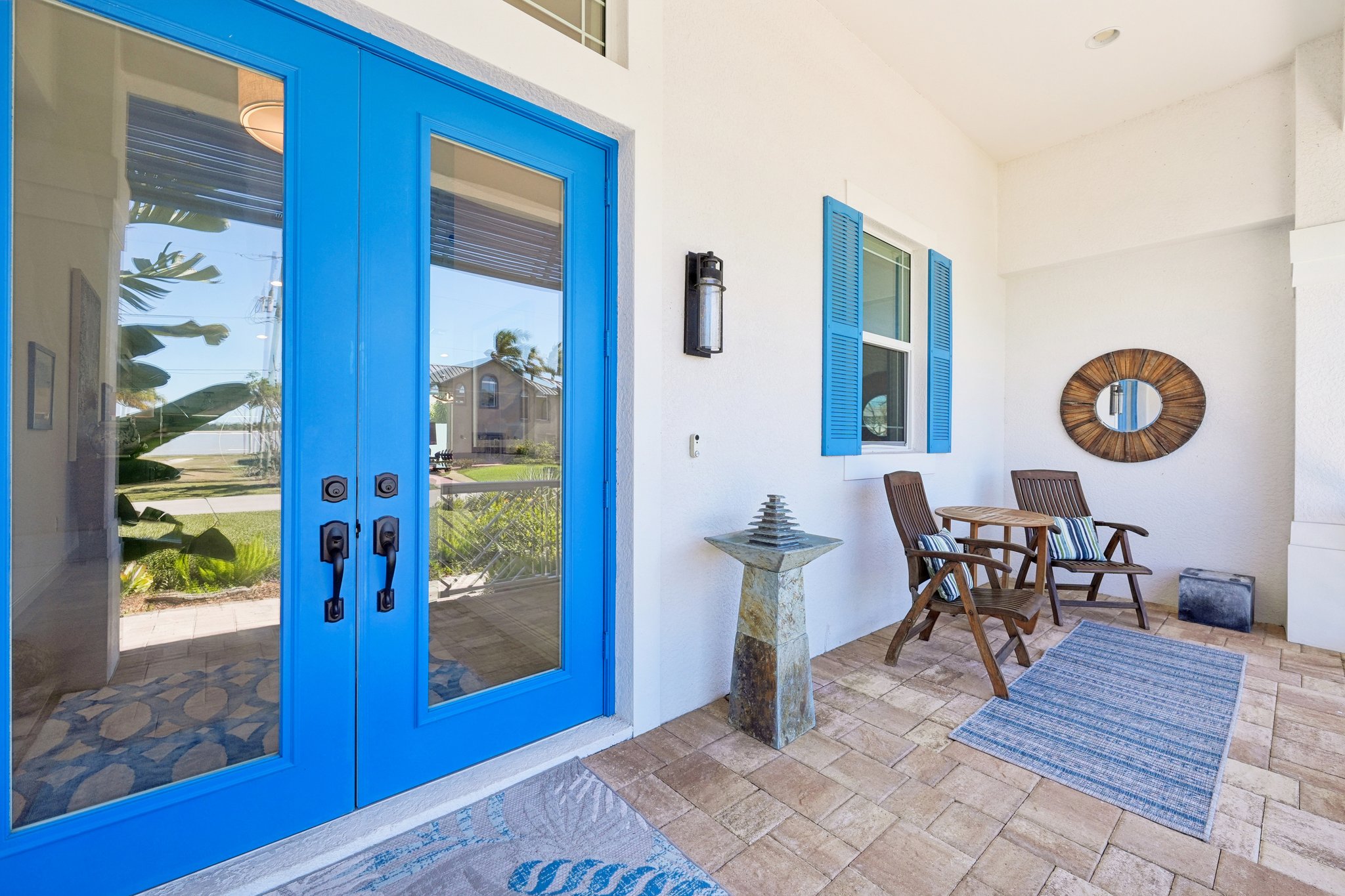 Tahiti Cir-S0302-005.jpg