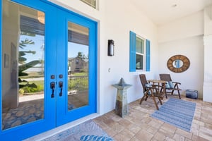 Tahiti Cir-S0302-005.jpg