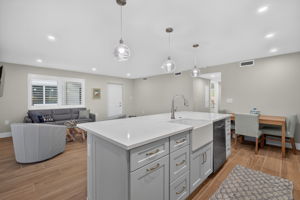 Kitchen 2 of 3