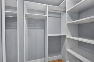 24-Closet