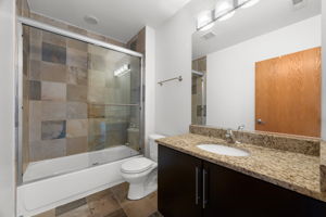 1610 W Fullerton Ave 503, Chicago, IL 60614_013