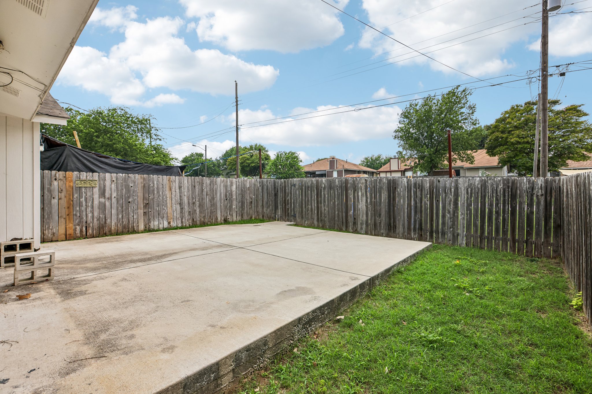 Windermere Dr-S2206-029.jpg