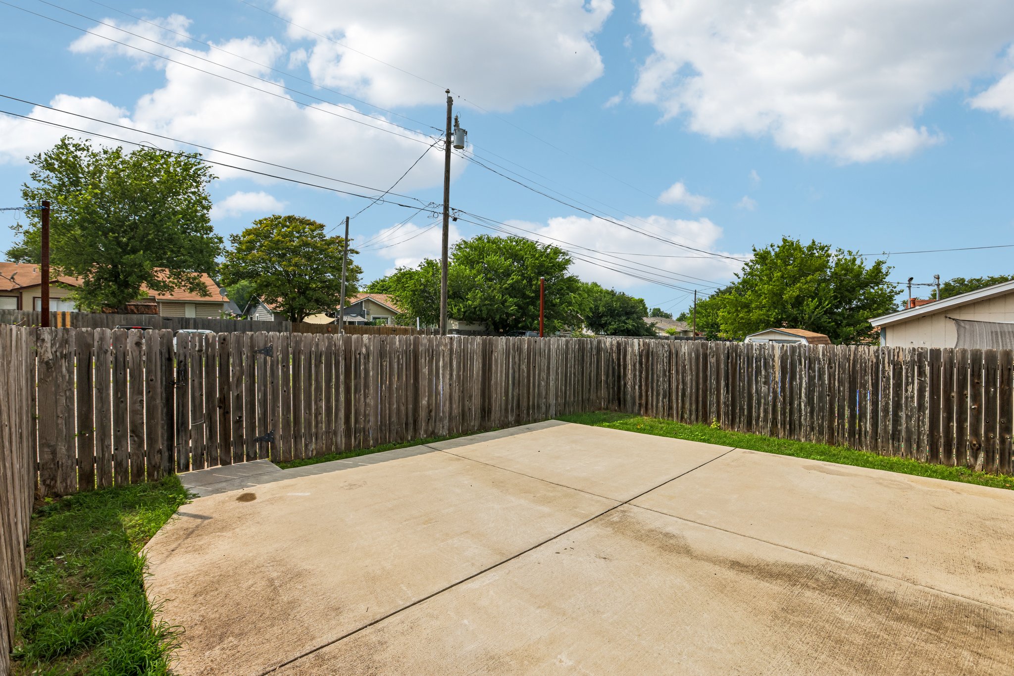 Windermere Dr-S2206-035.jpg