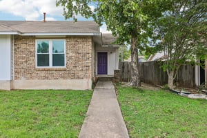 Windermere Dr-S2206-002.jpg