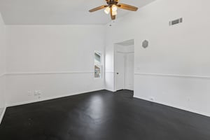 Windermere Dr-S2206-009.jpg
