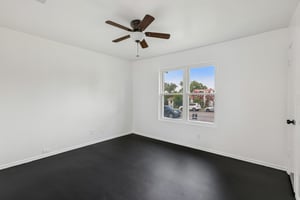 Windermere Dr-S2206-024.jpg