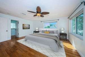 Master Bedroom1c-2-vs