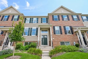 Bentz Way-S0508-003.jpg
