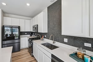 Bentz Way-S0508-016.jpg