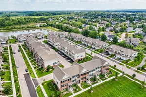 Bentz Way-S0508-046.jpg