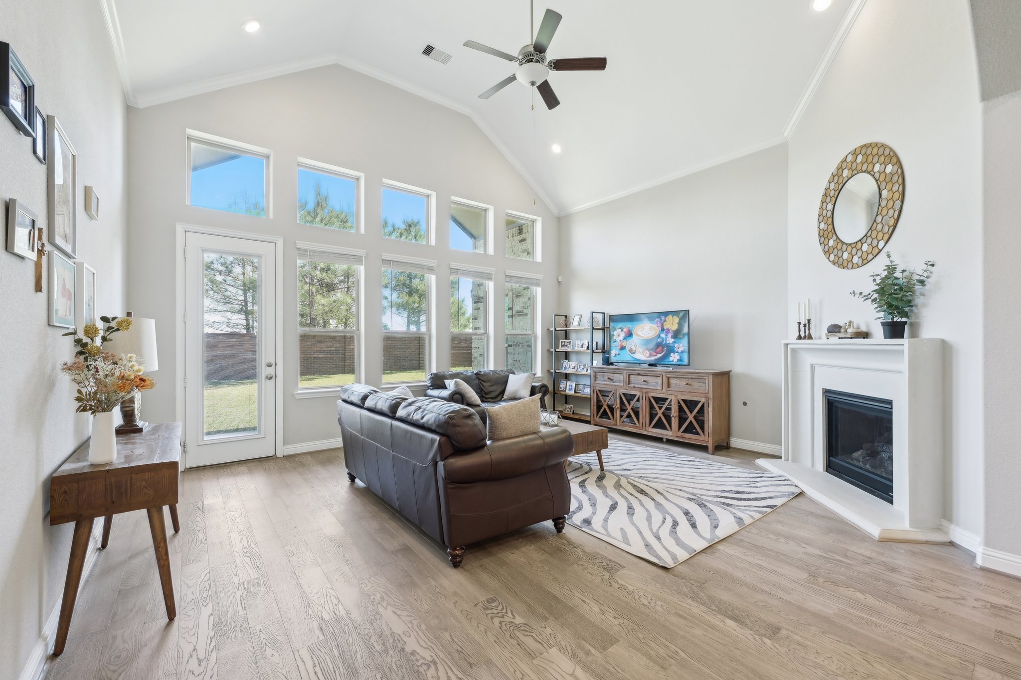 Carriage Oaks Ln-1104-012.jpg