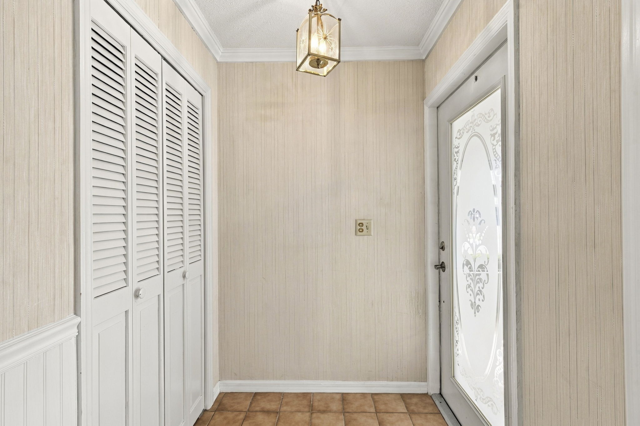 Interiors (1)