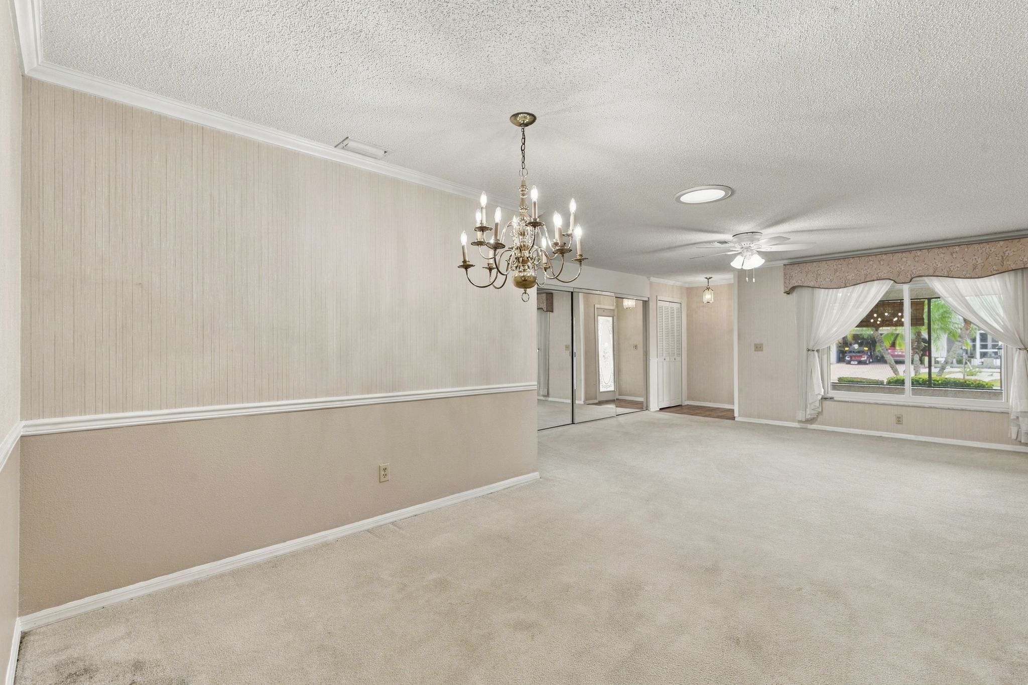 Interiors (9)
