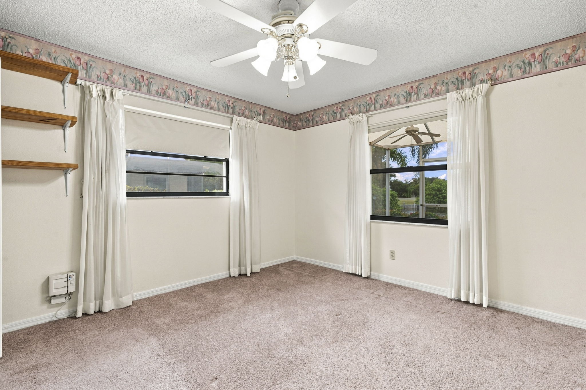 Interiors (34)