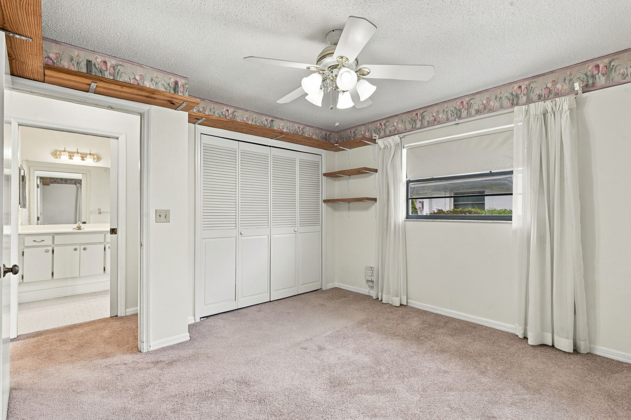 Interiors (35)