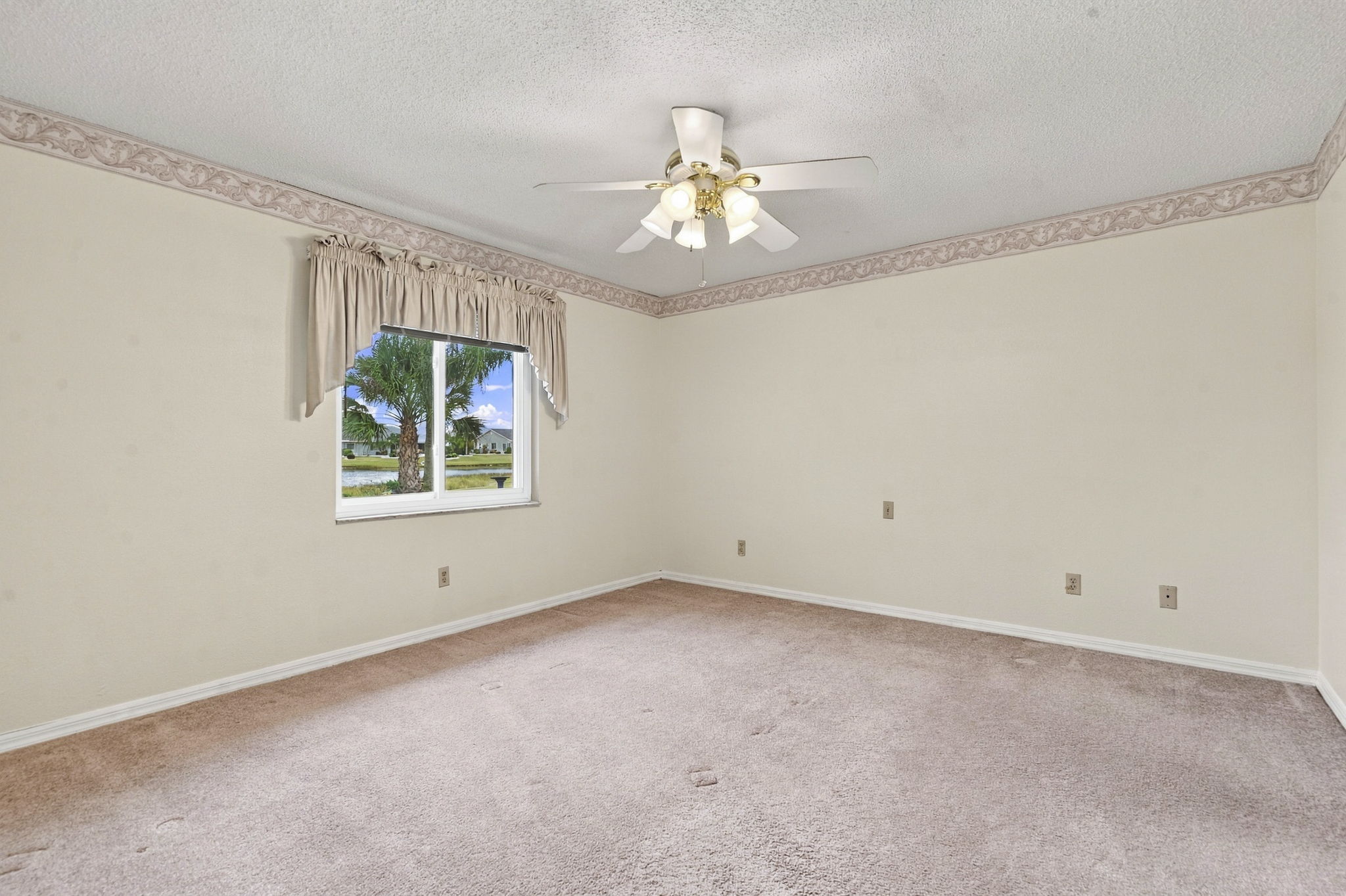 Interiors (38)