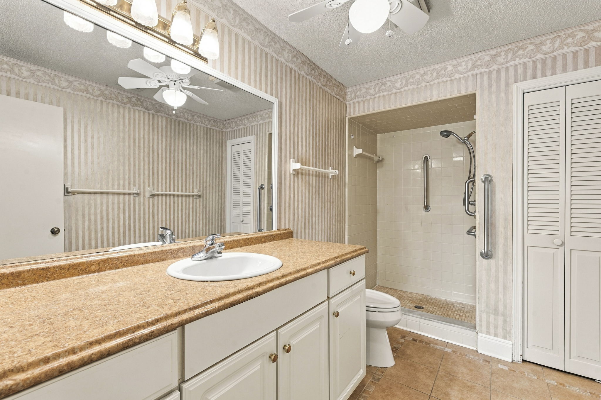 Interiors (43)