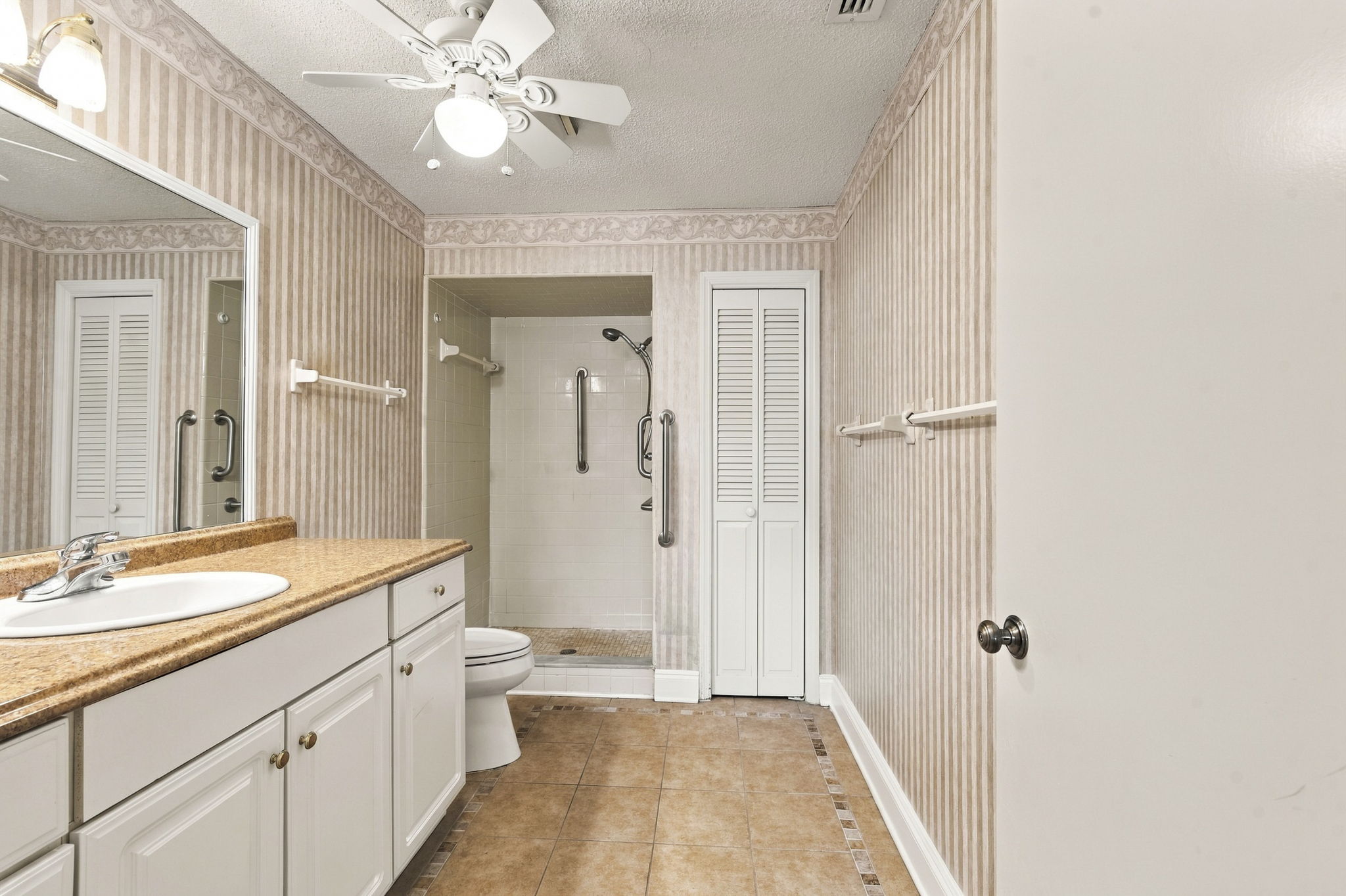 Interiors (44)