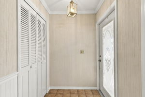 Interiors (1)