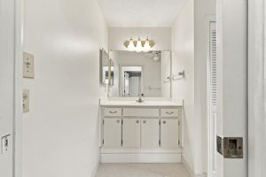 Interiors (33)