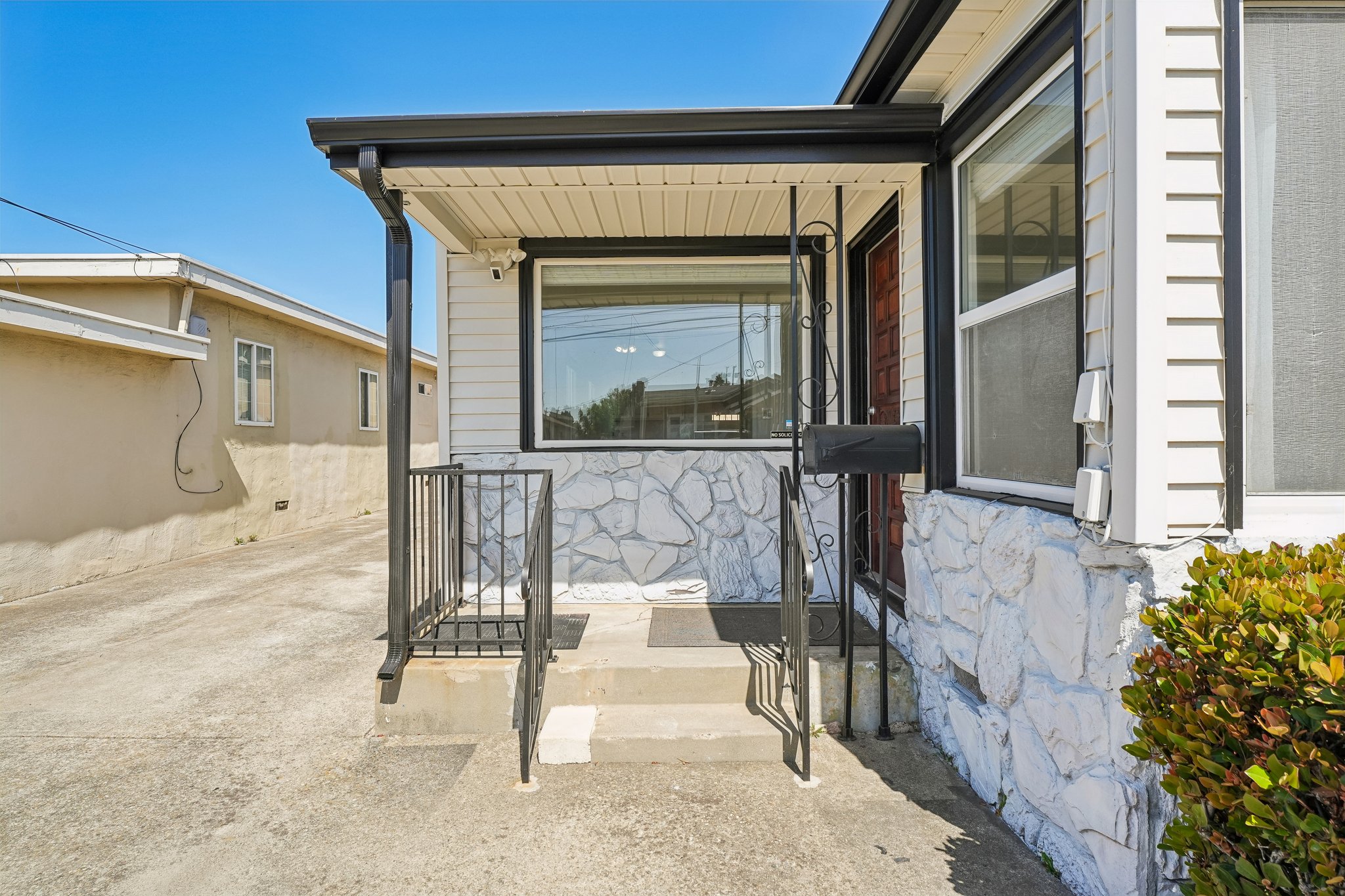 1611 Lincoln Ave-S1609-009.jpg
