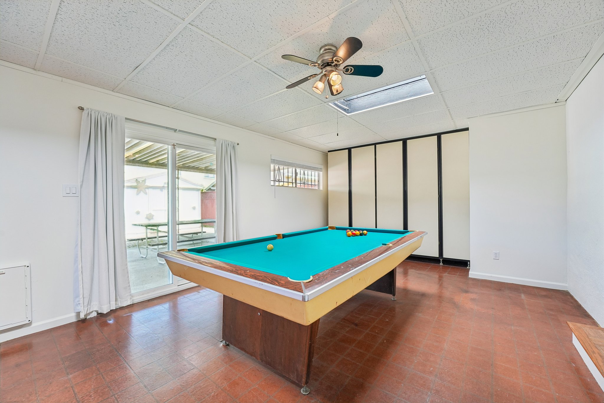 1611 Lincoln Ave-S1609-030.jpg