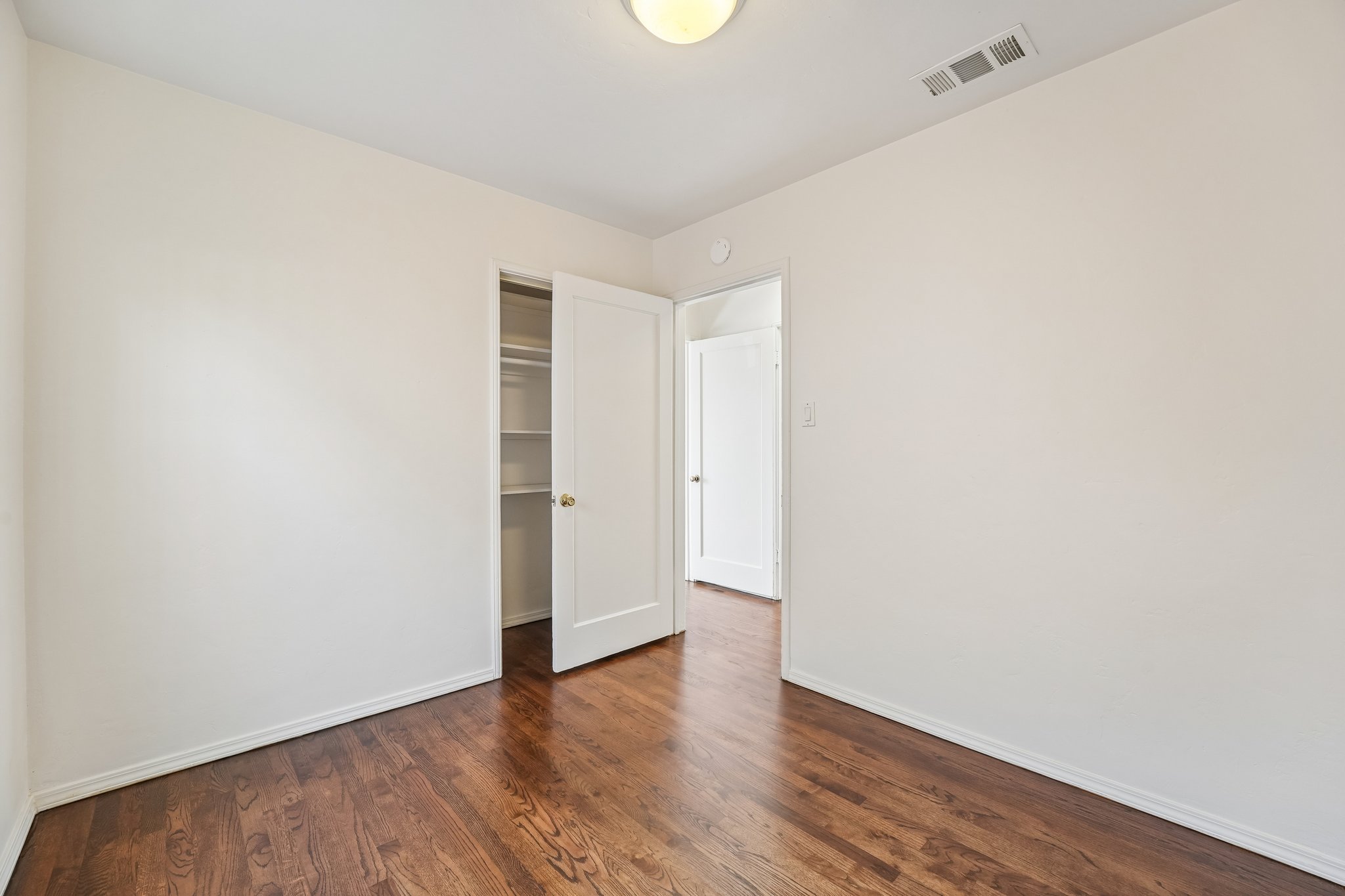 1611 Lincoln Ave-S1609-039.jpg