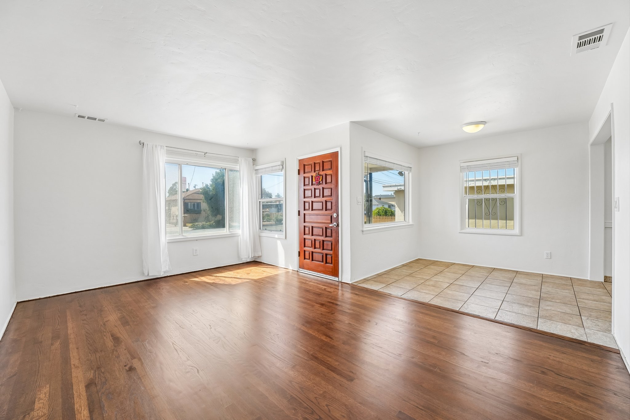 1611 Lincoln Ave-S1609-047.jpg