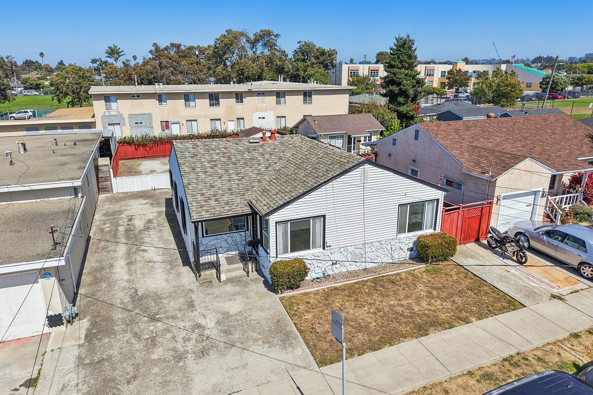 1611 Lincoln Ave-S1609-062.jpg