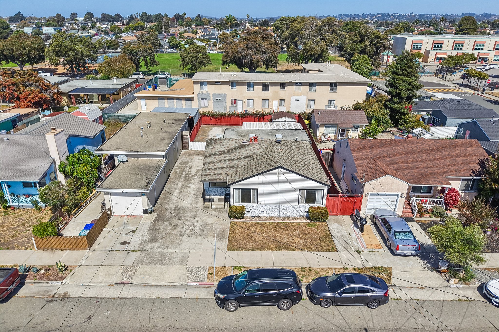 1611 Lincoln Ave-S1609-063.jpg