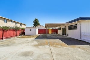 1611 Lincoln Ave-S1609-055.jpg