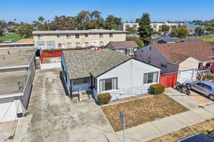 1611 Lincoln Ave-S1609-062.jpg