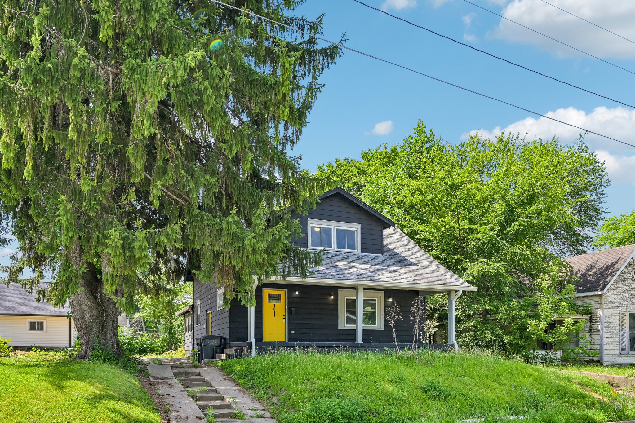 Nichol Ave-S0107-003.jpg