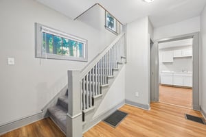 Nichol Ave-S0107-015.jpg