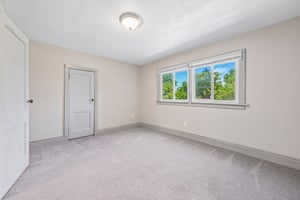 Nichol Ave-S0107-022.jpg