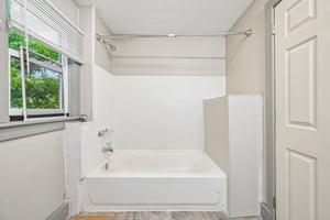 Nichol Ave-S0107-026.jpg