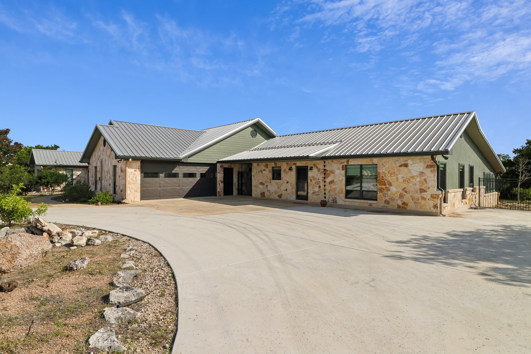 Saddlewood Blvd-S1605-002.jpg