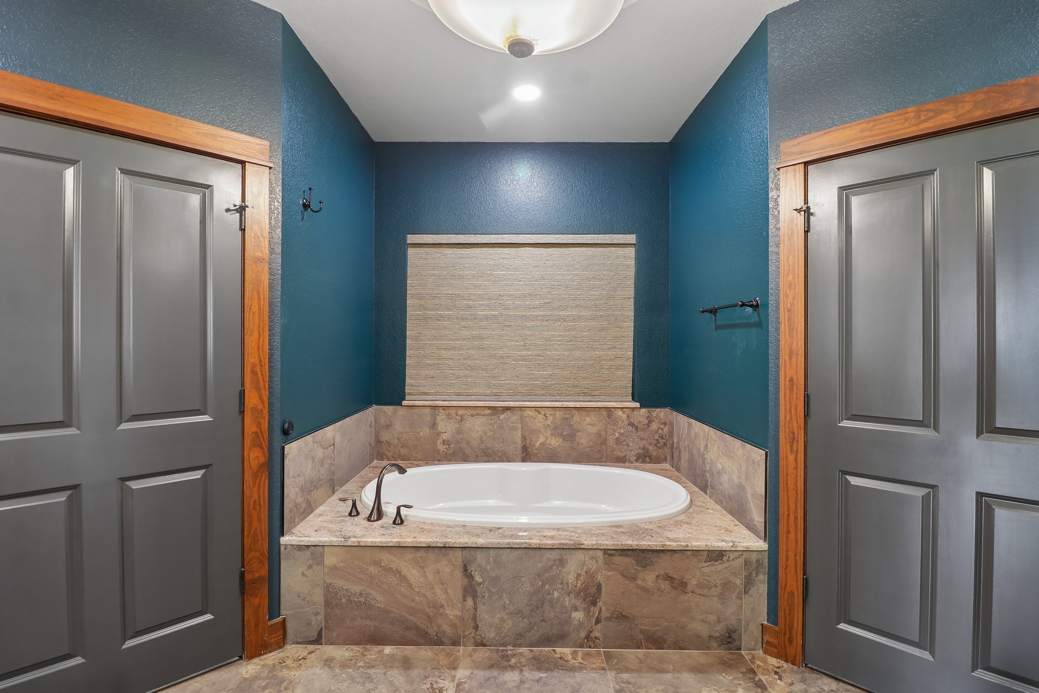 Saddlewood Blvd-S1605-028.jpg