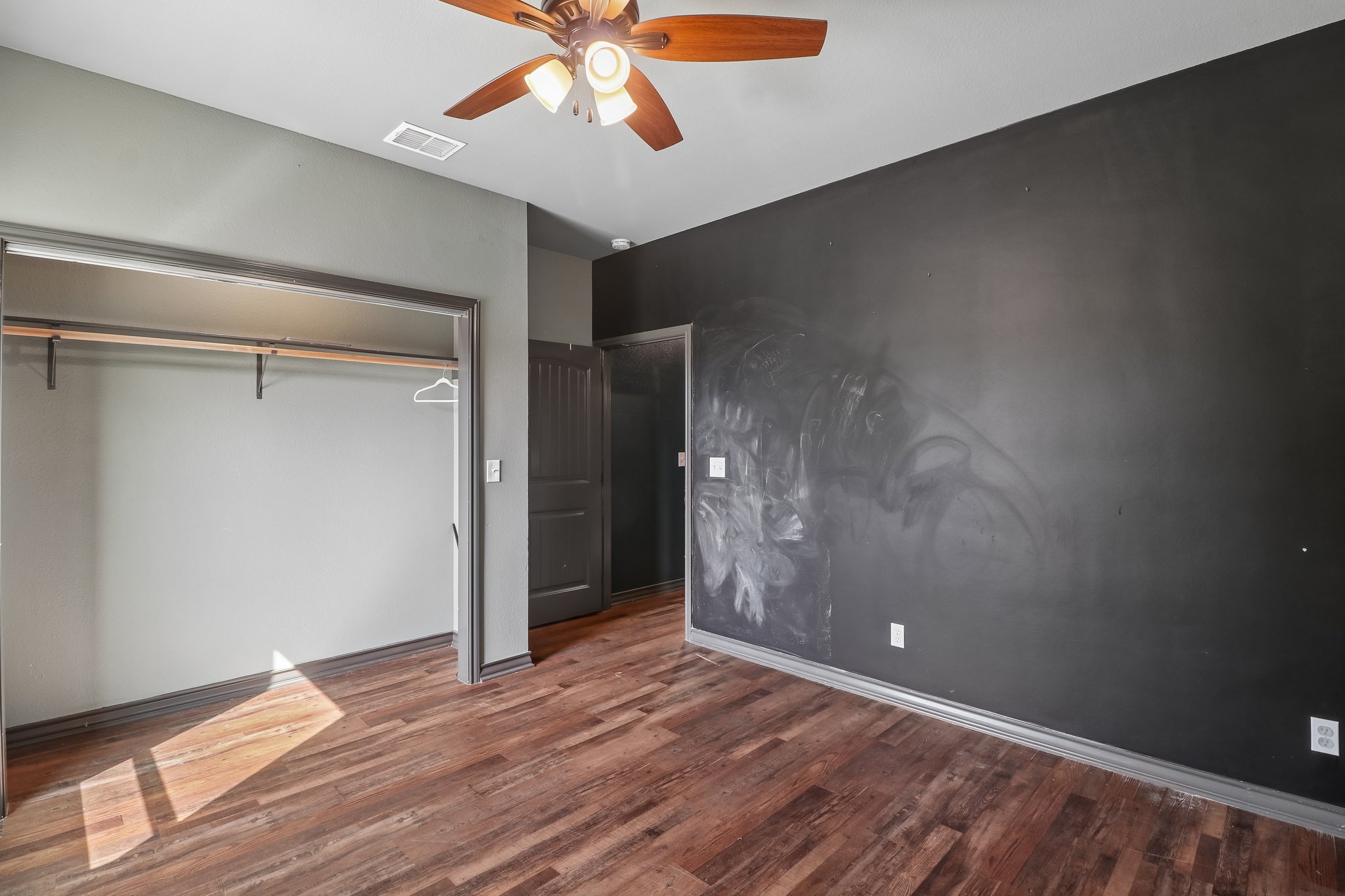 Saddlewood Blvd-S1605-037.jpg